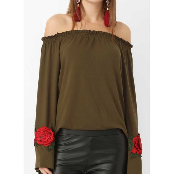 Bambina Mia - Bell Sleeve Off-Shoulder Floral Top - Picture 4 of 4